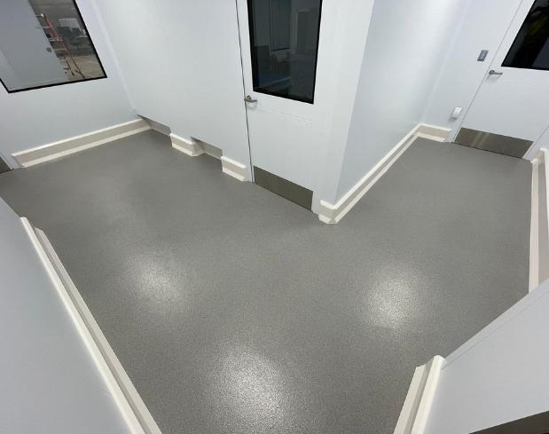Hygienic Curb With Stonhard Flooring Pharma