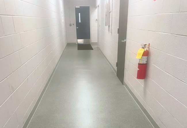 Stontec FE In A Corridor