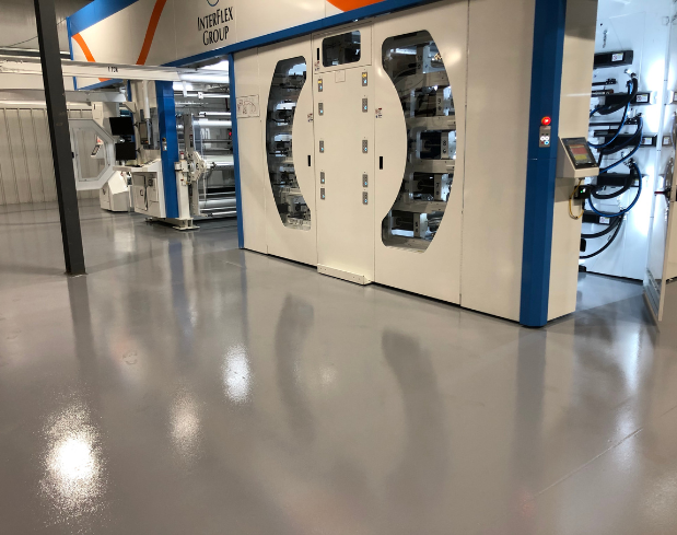 Stongard In A Packaging Room