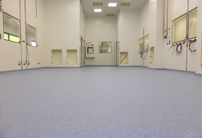 Clean Room With Stonblend HDF Flooring